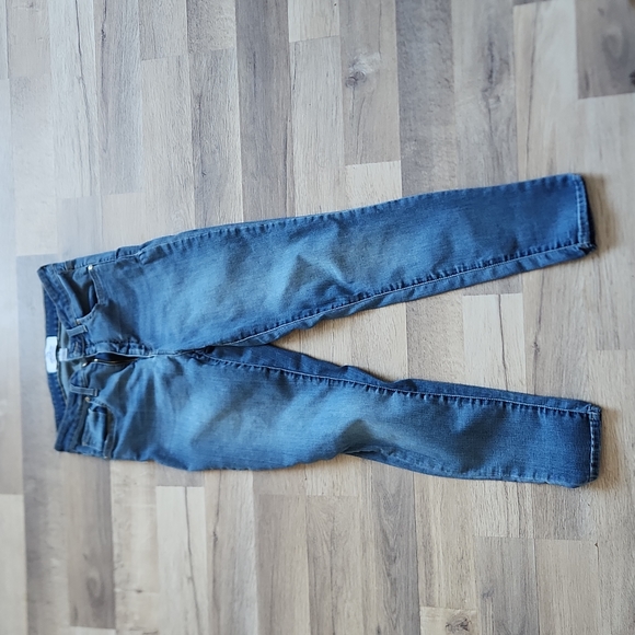 Skinny Jeans - Picture 2 of 6